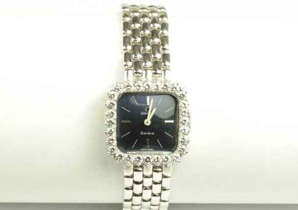Vintage Omega Ladies Mechanical 18K White Gold Diamond Watch Excellent