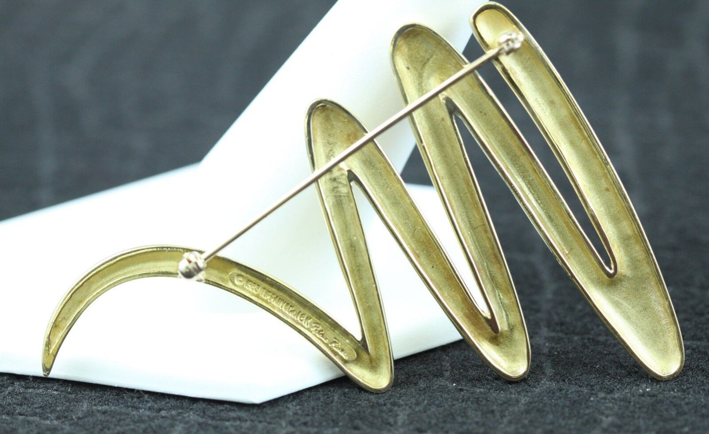 Tiffany & Co Paloma Picasso 18K Large Yellow Gold Scribble Zig Zag Brooch Pin